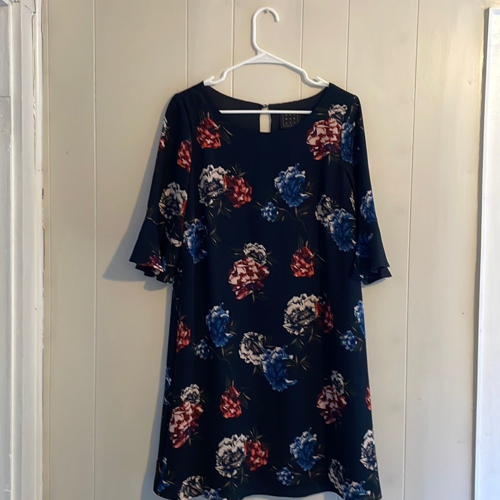 One market | floral 3/4 bell sleeve dress | small